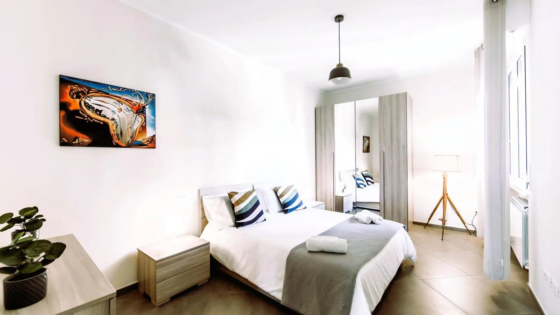 ליבורנו Hostly-Family Home Ardenza-Near The Seaside 0*,